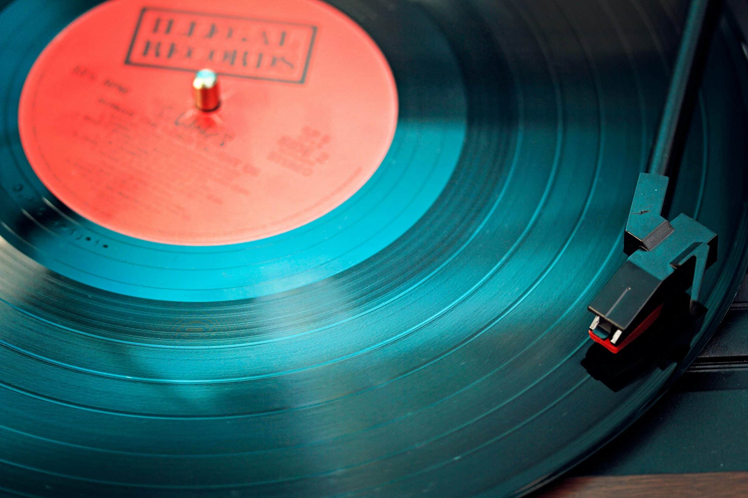 les meilleurs artistes bar a vinyle