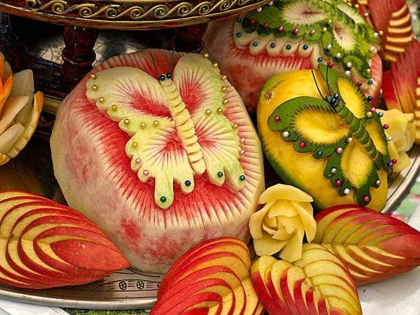 les meilleurs artistes magie sculpture sur fruit animation
